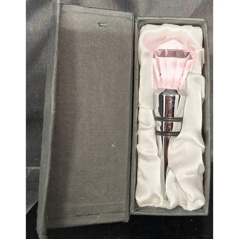 Pink Faux Crystal Diamond Top Wine Bottle Stopper Chrome Barware Gift Boxed